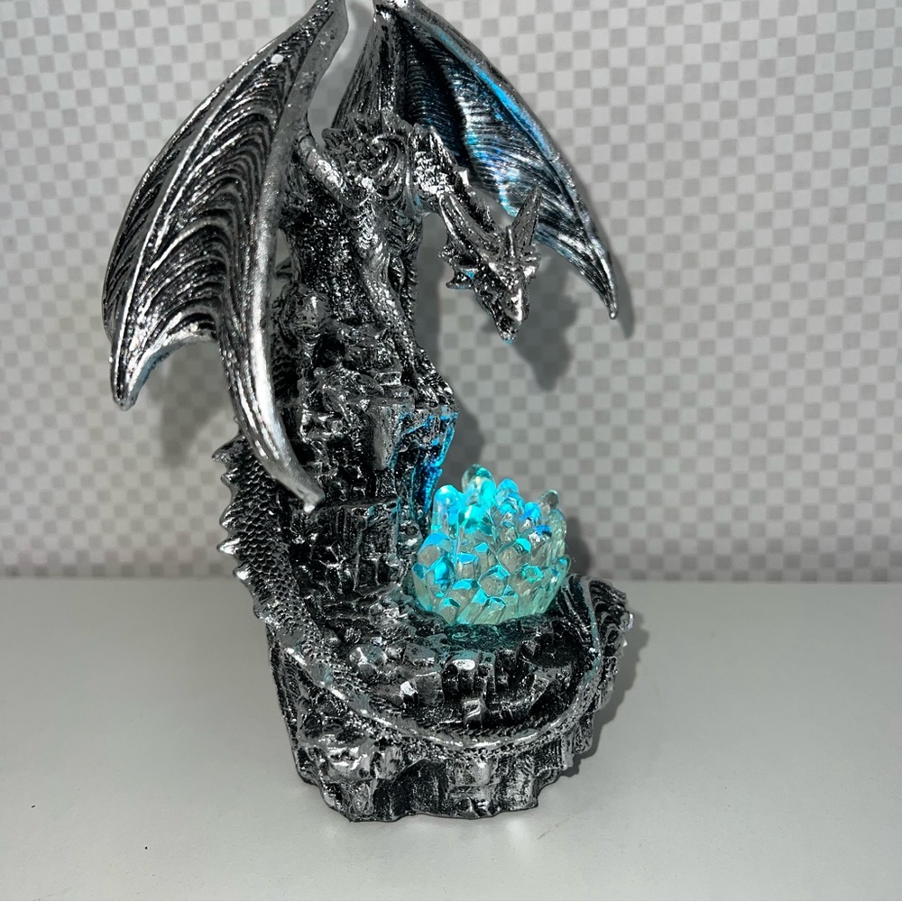 New Pewter Armored Guardian Dragon Sculpture LED Ight Up 7.5X 5.5X5.5 - Picture 7 of 12